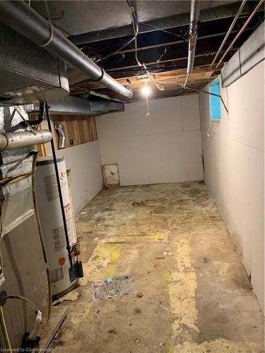 98 East 18Th Street, Hamilton, ON - Indoor Photo Showing Basement