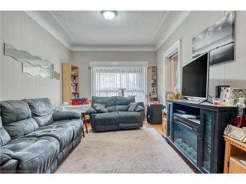 34 Sherman Avenue S, Hamilton, ON - Indoor Photo Showing Living Room With Fireplace