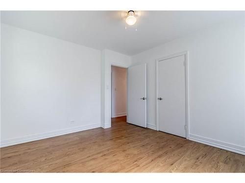 355 Bernard Avenue, Ridgeway, ON - Indoor Photo Showing Other Room