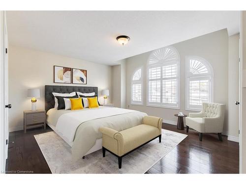 180 Chambers Drive, Ancaster, ON - Indoor Photo Showing Bedroom