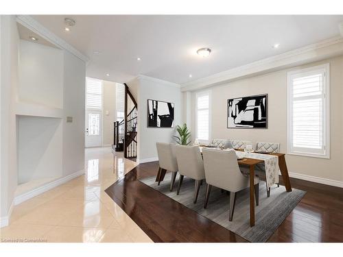 180 Chambers Drive, Ancaster, ON - Indoor Photo Showing Dining Room