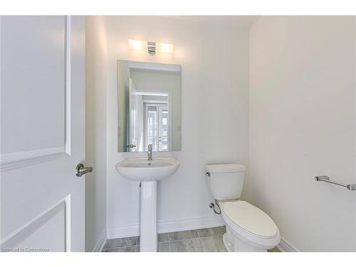 8-2273 Turnberry Road, Burlington, ON - Indoor Photo Showing Bathroom