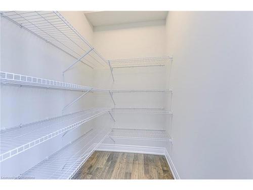 8-2273 Turnberry Road, Burlington, ON - Indoor With Storage