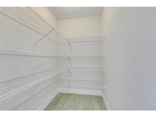 8-2273 Turnberry Road, Burlington, ON - Indoor With Storage