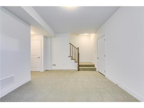 8-2273 Turnberry Road, Burlington, ON - Indoor Photo Showing Other Room