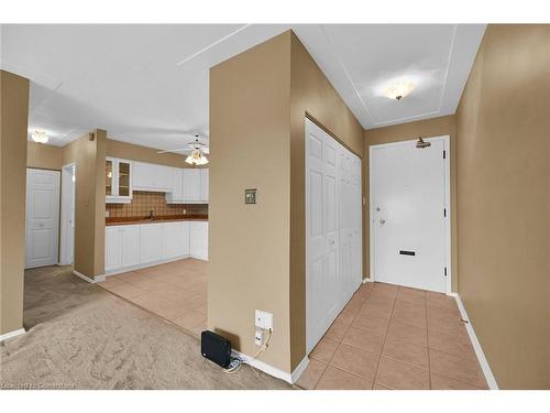 408-10 Woodman Drive S, Hamilton, ON - Indoor Photo Showing Other Room