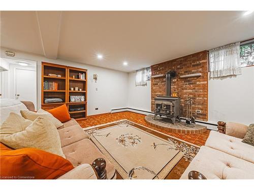 83 South Bend Road W, Hamilton, ON - Indoor With Fireplace