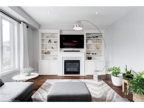 66 Sexton Crescent, Ancaster, ON - Indoor Photo Showing Living Room With Fireplace