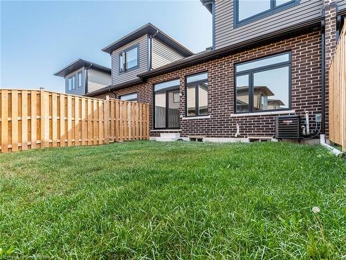 23 Sentinel Lane, Hamilton, ON - Outdoor