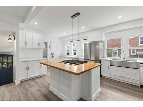 73 Talbot Street N, Simcoe, ON - Indoor Photo Showing Kitchen