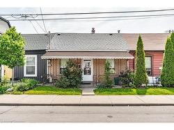 350 John Street N Hamilton, ON L8L 4R1