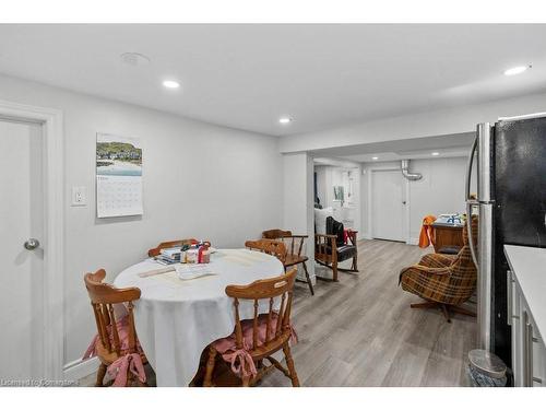 350 John Street N, Hamilton, ON - Indoor Photo Showing Dining Room