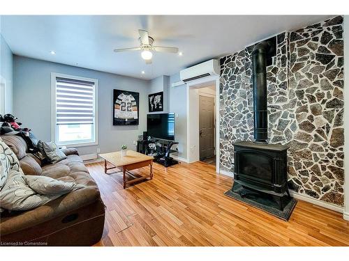 310 Rawdon Street, Brantford, ON - Indoor Photo Showing Living Room With Fireplace