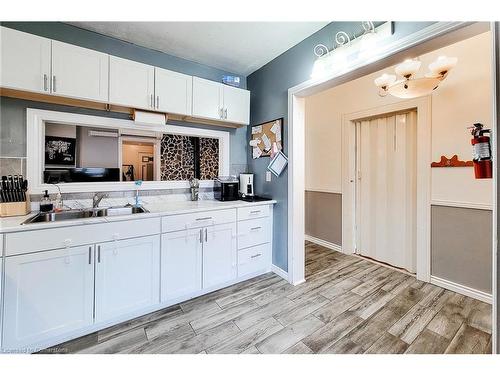 310 Rawdon Street, Brantford, ON - Indoor Photo Showing Kitchen