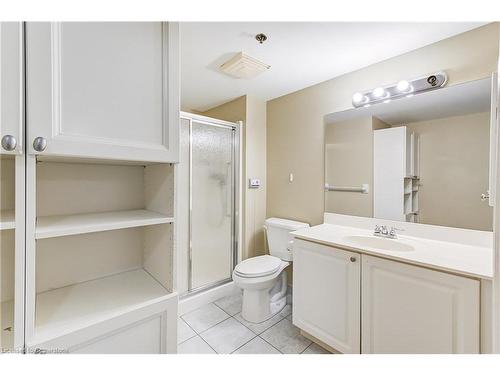 1208-100 Burloak Drive, Burlington, ON - Indoor Photo Showing Bathroom