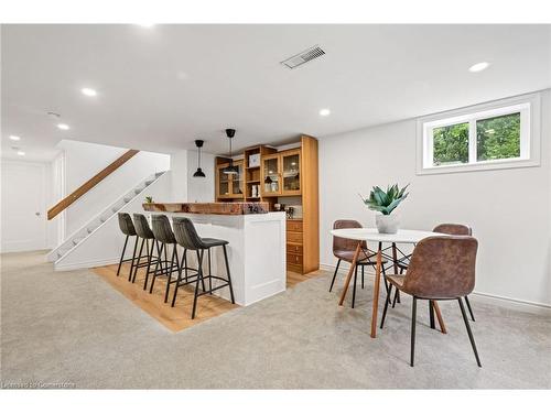 2227 Deyncourt Drive, Burlington, ON - Indoor Photo Showing Dining Room