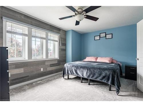 43 Flynn Court, St. Catharines, ON - Indoor Photo Showing Bedroom