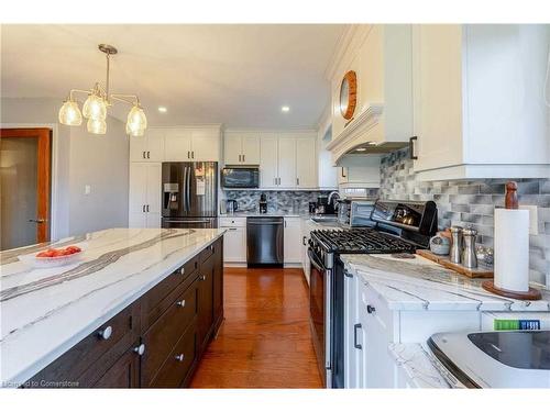 183 Main Street S, St. George, ON - Indoor Photo Showing Kitchen