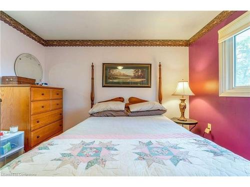 183 Main Street S, St. George, ON - Indoor Photo Showing Bedroom