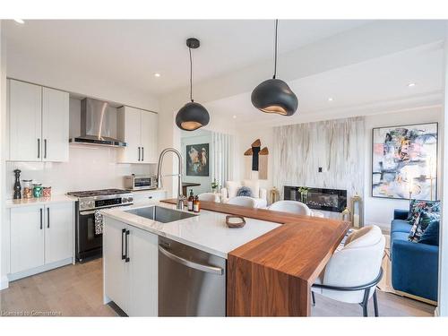 128 Fairey Crescent, Mount Hope, ON - Indoor Photo Showing Kitchen With Stainless Steel Kitchen With Upgraded Kitchen