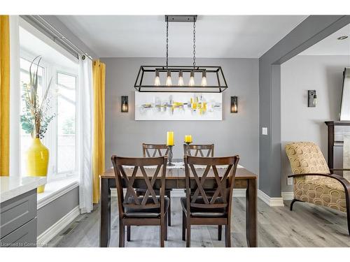 21 Hillgarden Road, St. Catharines, ON - Indoor Photo Showing Dining Room