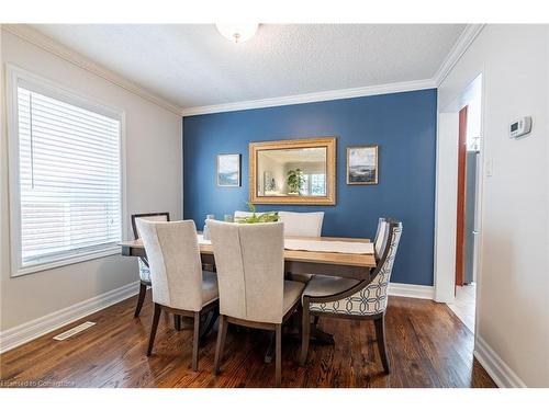 5740 Stibbard Road, Mississauga, ON - Indoor Photo Showing Dining Room