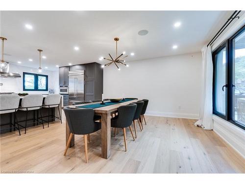 27 Hildegard Drive, Hamilton, ON - Indoor Photo Showing Dining Room