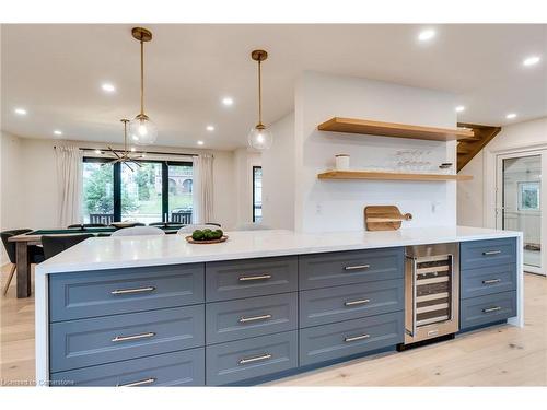 27 Hildegard Drive, Hamilton, ON - Indoor Photo Showing Kitchen