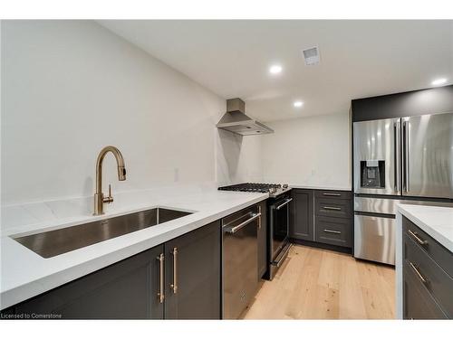 27 Hildegard Drive, Hamilton, ON - Indoor Photo Showing Kitchen With Stainless Steel Kitchen With Upgraded Kitchen