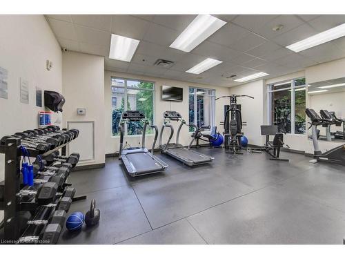 404-90 Charlton Avenue W, Hamilton, ON - Indoor Photo Showing Gym Room