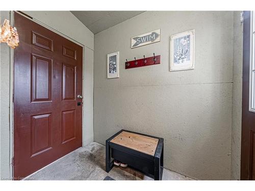 417 East 43Rd Street, Hamilton, ON - Indoor Photo Showing Other Room