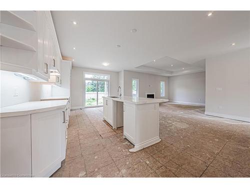 63 Cesar Place, Ancaster, ON - Indoor Photo Showing Kitchen