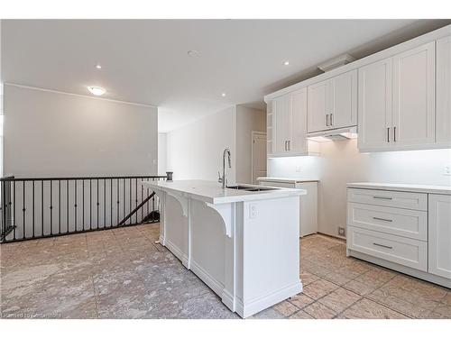 63 Cesar Place, Ancaster, ON - Indoor Photo Showing Kitchen