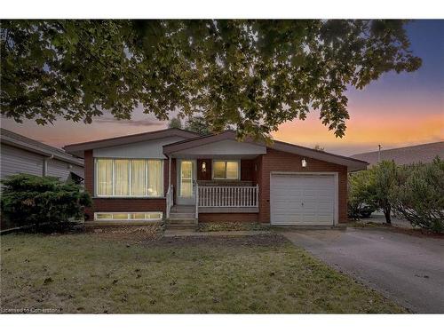 38 Dubarry Boulevard, Hamilton, ON - Outdoor