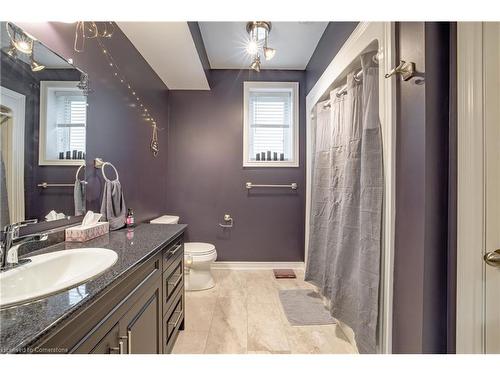 3 Delicious Court, Thorold, ON - Indoor Photo Showing Bathroom