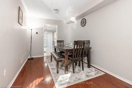 112-2555 Thomas Street, Mississauga, ON - Indoor Photo Showing Dining Room