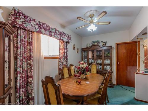 33 Clyde Street, Hamilton, ON - Indoor Photo Showing Dining Room