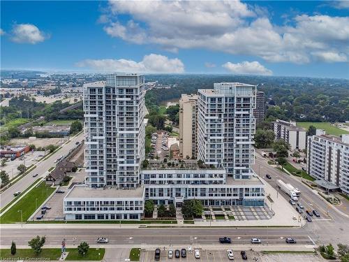 1110-65 Speers Road, Oakville, ON - Outdoor With View