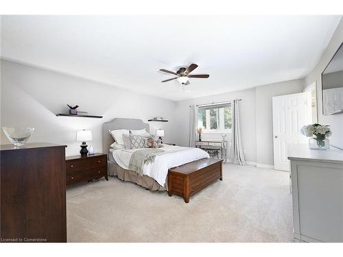 2345 Carpenters Circle, Oakville, ON - Indoor Photo Showing Bedroom