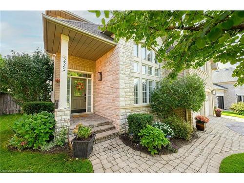 2345 Carpenters Circle, Oakville, ON - Outdoor