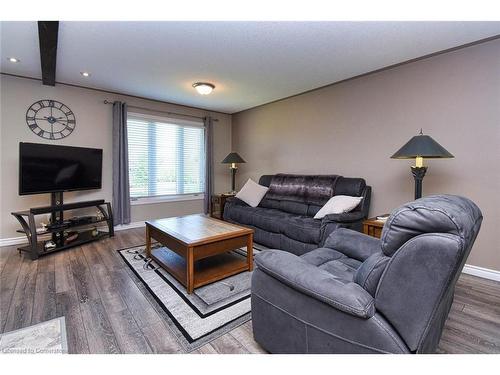 44 Backus Drive, Port Rowan, ON - Indoor Photo Showing Living Room