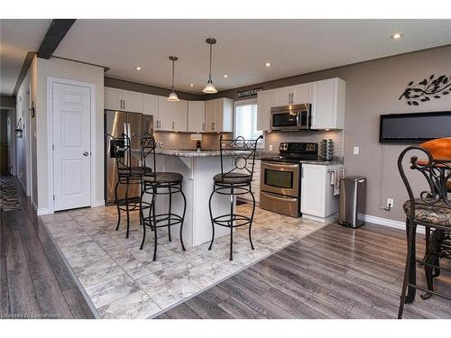 44 Backus Drive, Port Rowan, ON - Indoor Photo Showing Kitchen With Upgraded Kitchen