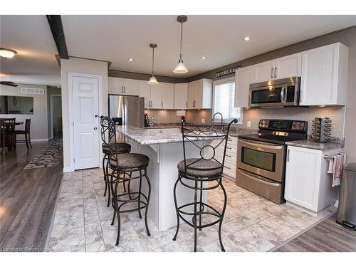 44 Backus Drive, Port Rowan, ON - Indoor Photo Showing Kitchen