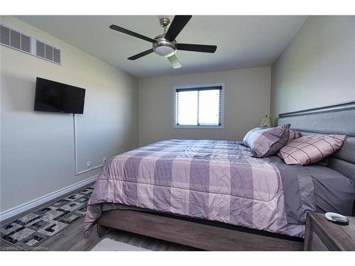 44 Backus Drive, Port Rowan, ON - Indoor Photo Showing Bedroom