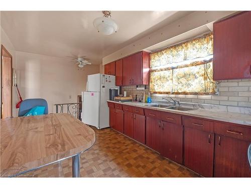 20 Walter Avenue S, Hamilton, ON - Indoor Photo Showing Kitchen With Double Sink