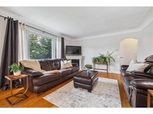 276 West 2Nd Street, Hamilton, ON - Indoor Photo Showing Living Room With Fireplace