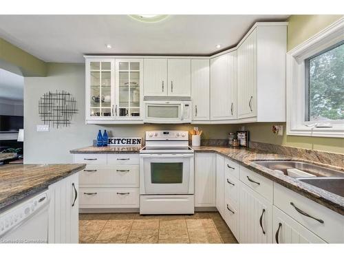 276 West 2Nd Street, Hamilton, ON - Indoor Photo Showing Kitchen