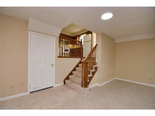 15 Broughton Avenue, Hamilton, ON - Indoor Photo Showing Other Room