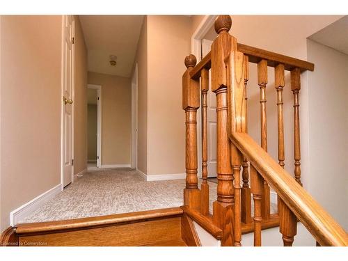 15 Broughton Avenue, Hamilton, ON - Indoor Photo Showing Other Room