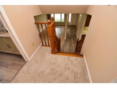 15 Broughton Avenue, Hamilton, ON - Indoor Photo Showing Other Room